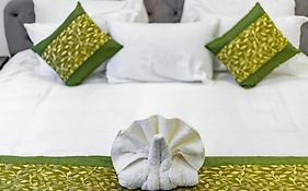 Hotel Mayur C R Park - Greater Kailash New Delhi